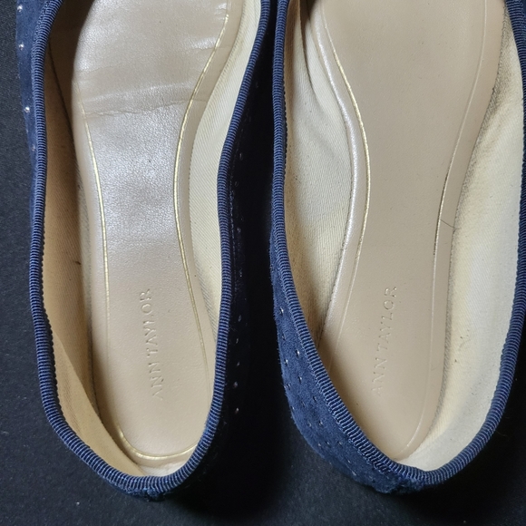 Ann Taylor studded flats - Picture 5 of 7